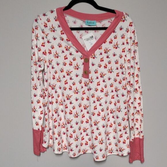 NWT P. S. Kate V Neck Shirt - Picture 1 of 5